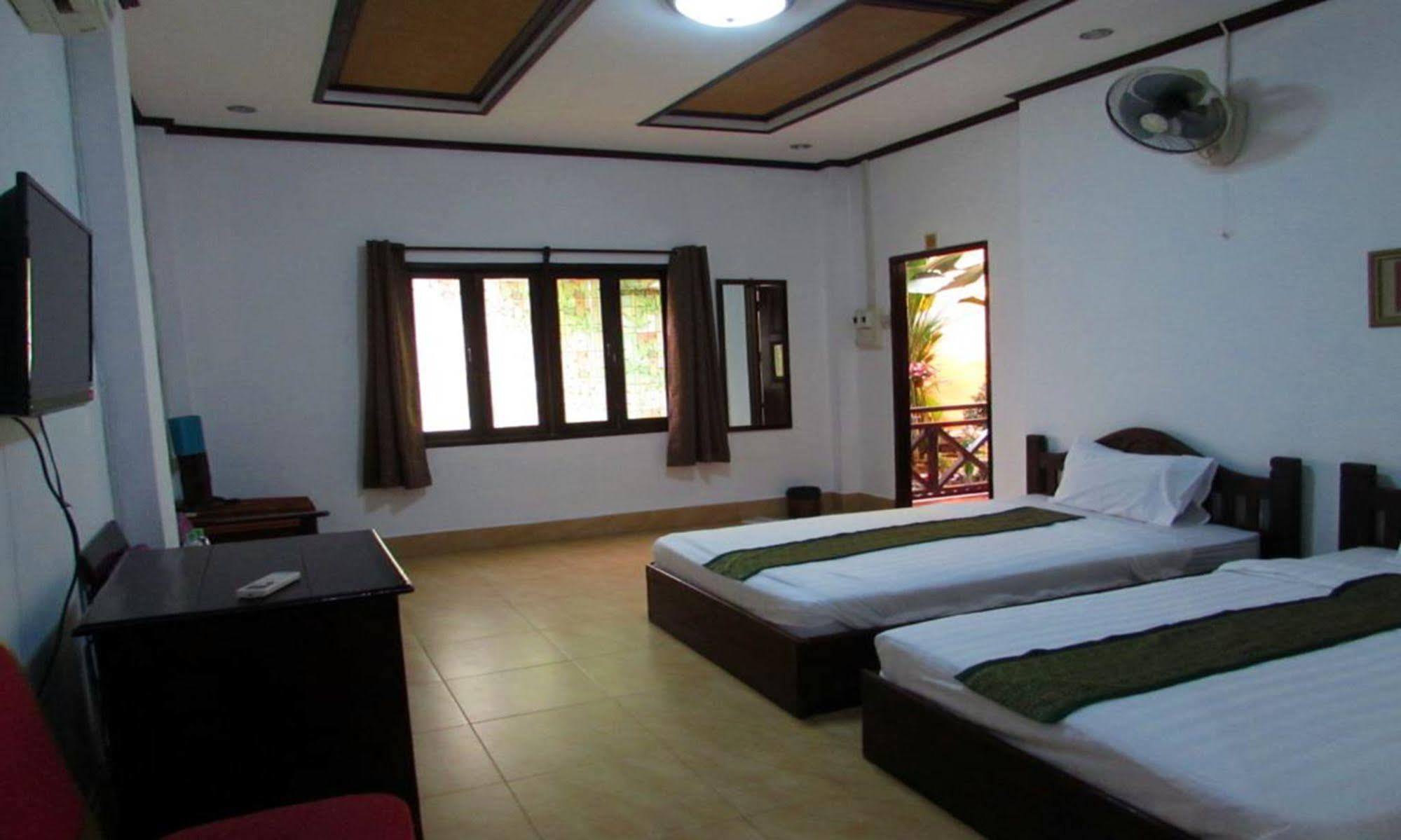 Suksavanh River 2 Hotel Ban Nongdouang Extérieur photo